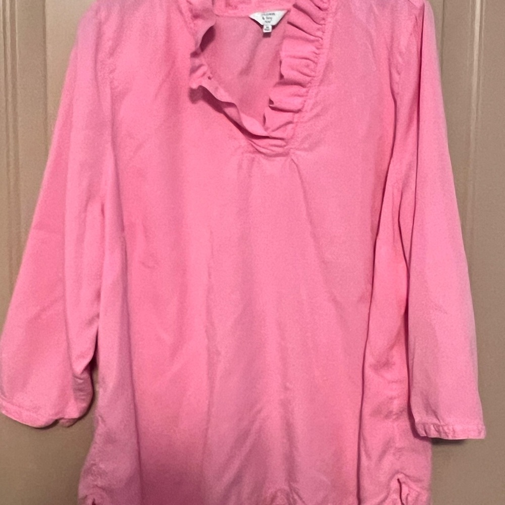 Crown & Ivy Pink Ruffled Blouse